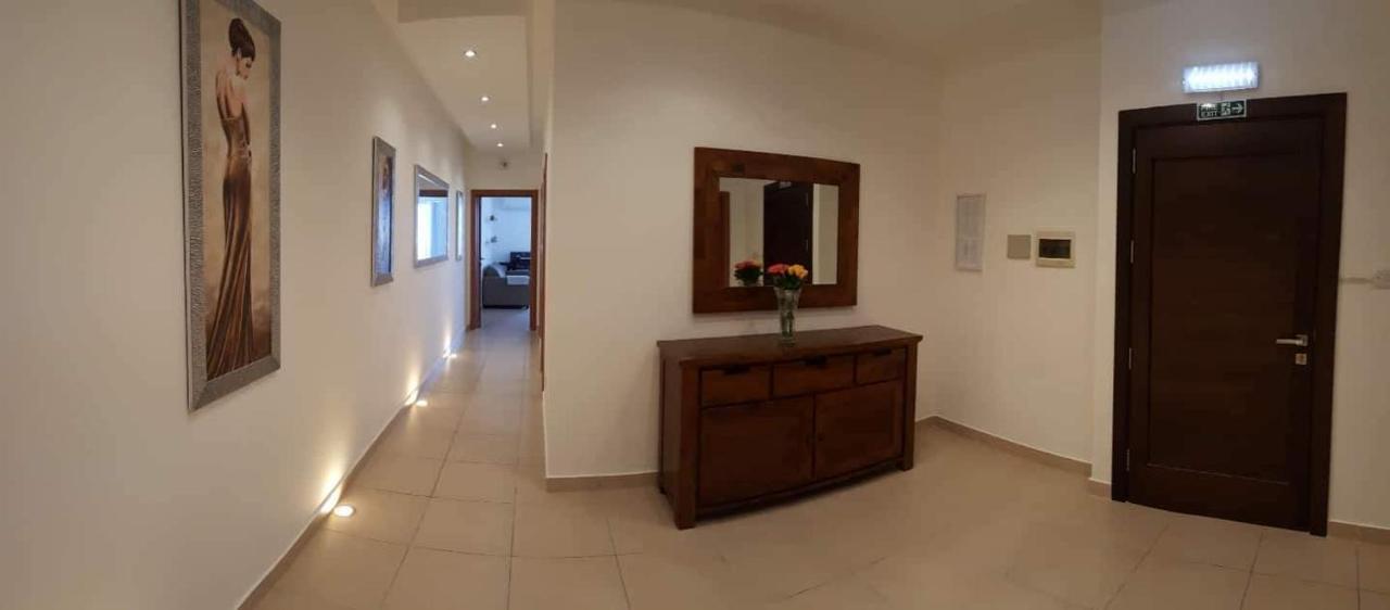 White Pearl Apart 5 Марсахлок Екстериор снимка