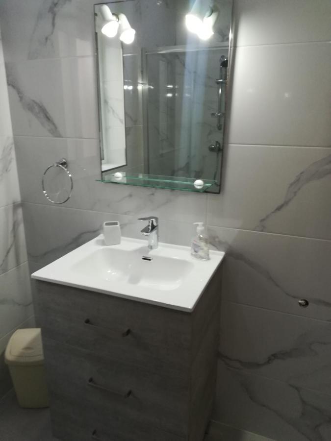 White Pearl Apart 5 Марсахлок Екстериор снимка